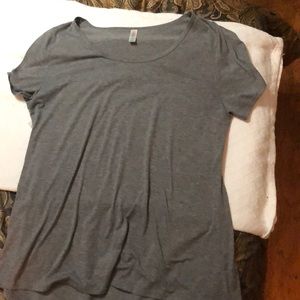 Gray lularoe short sleeve shirt